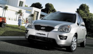 carens kia-carens-un